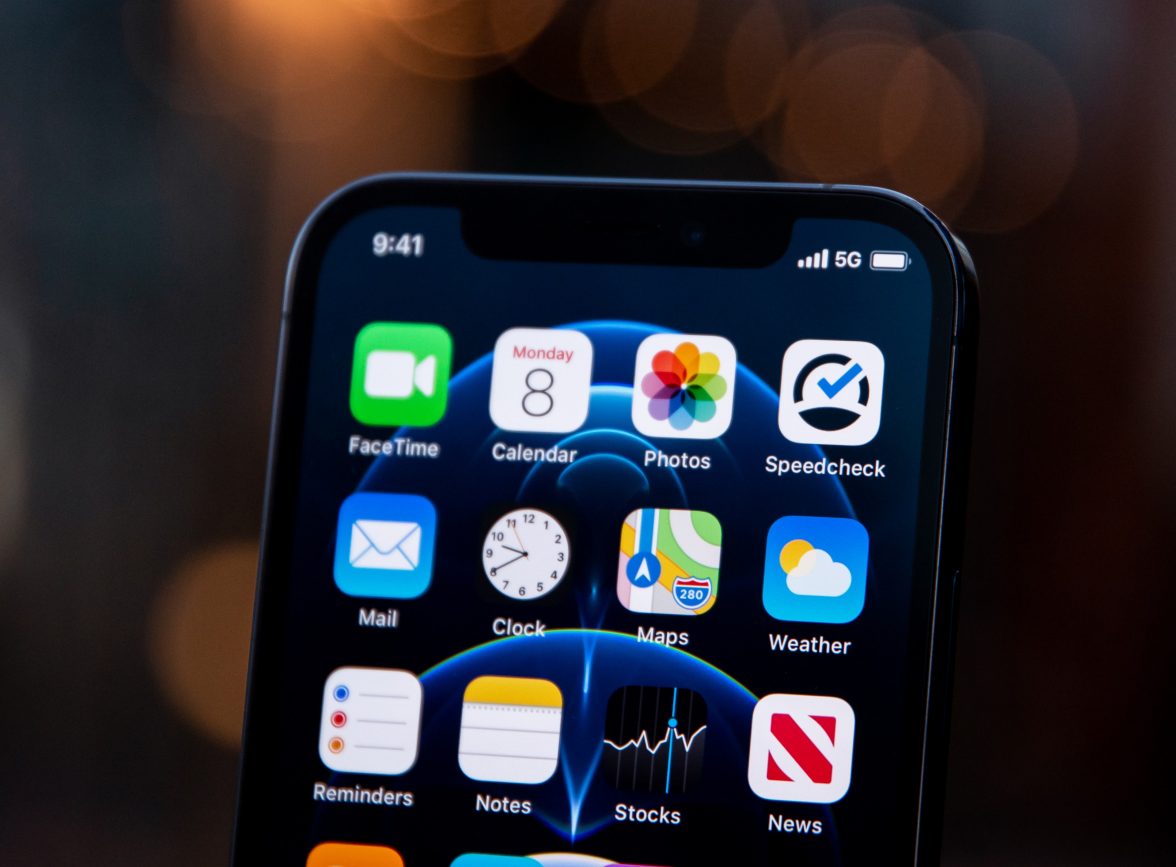 乐山苹果手机维修分享为什么 iPhone 12 在冬季会自动关机 