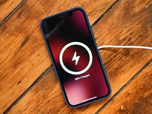乐山苹果手机维修分享iPhone 12可以随便充电吗 